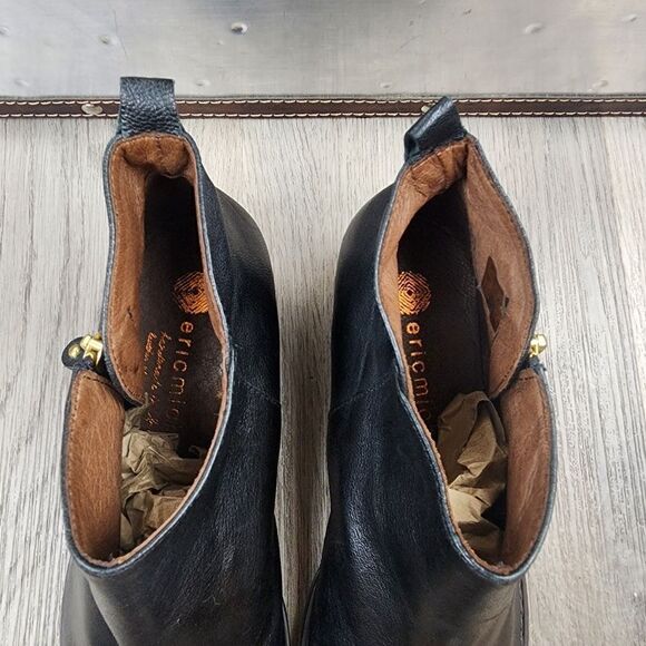 NWOB Eric Michael London Leather Ankle Booties size 6 - Picture 2 of 11